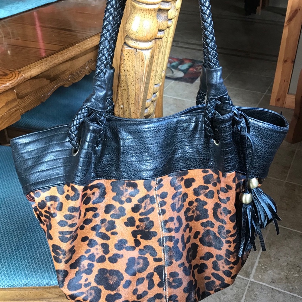 Leopard/Black Handbag
